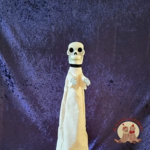 Poppenkastpop “Doodshoofd”