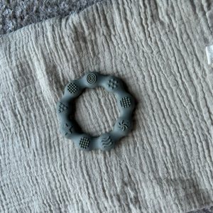 Bijtring siliconen sage green